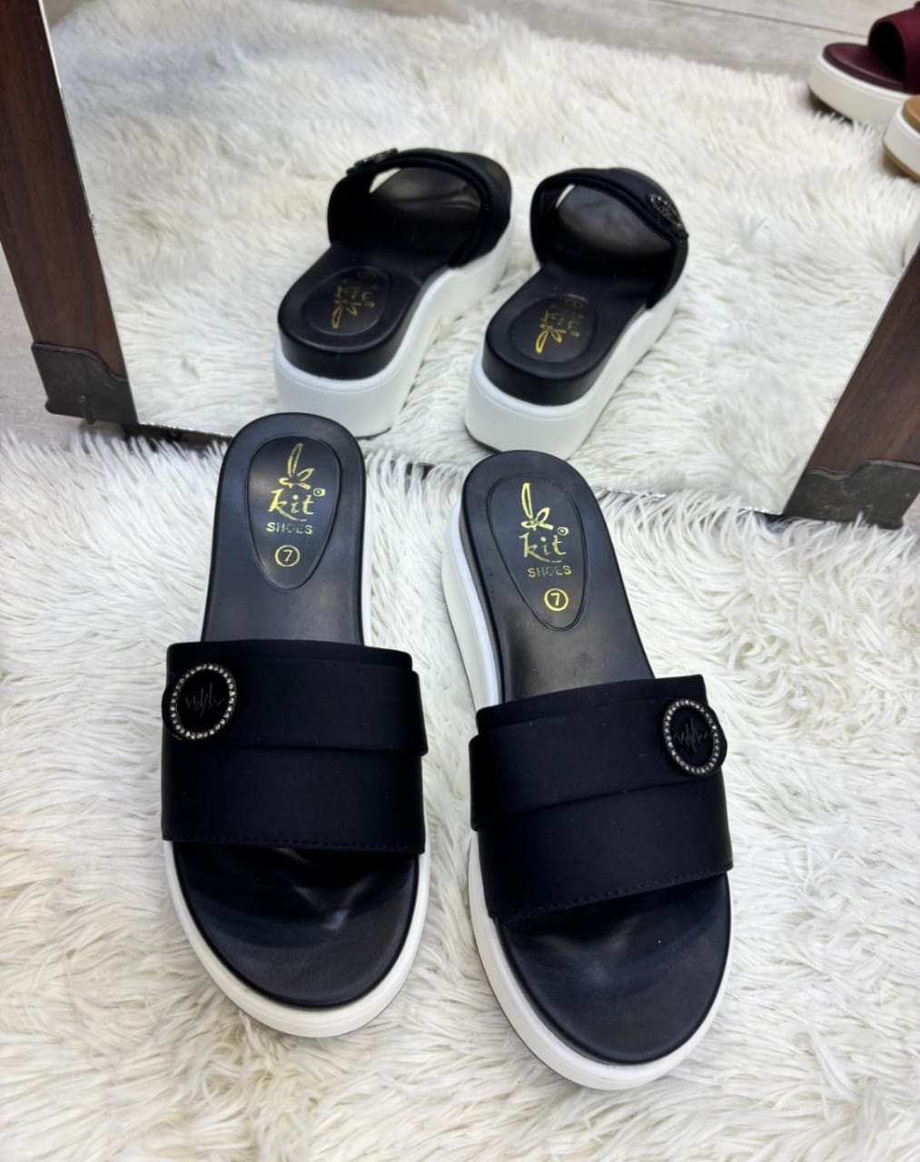 Medicated footwear