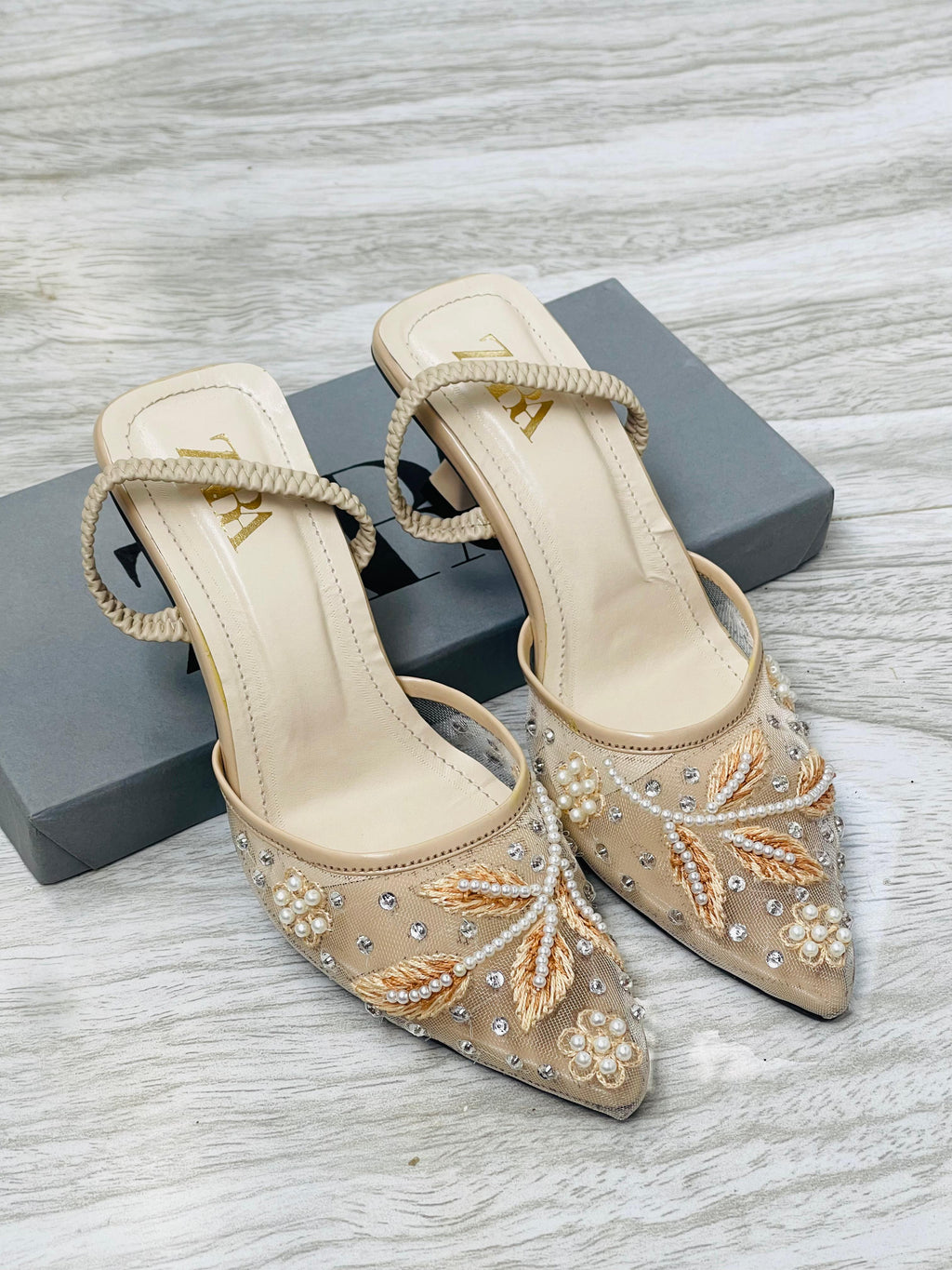 ZARA EMBROIDERY HEELS