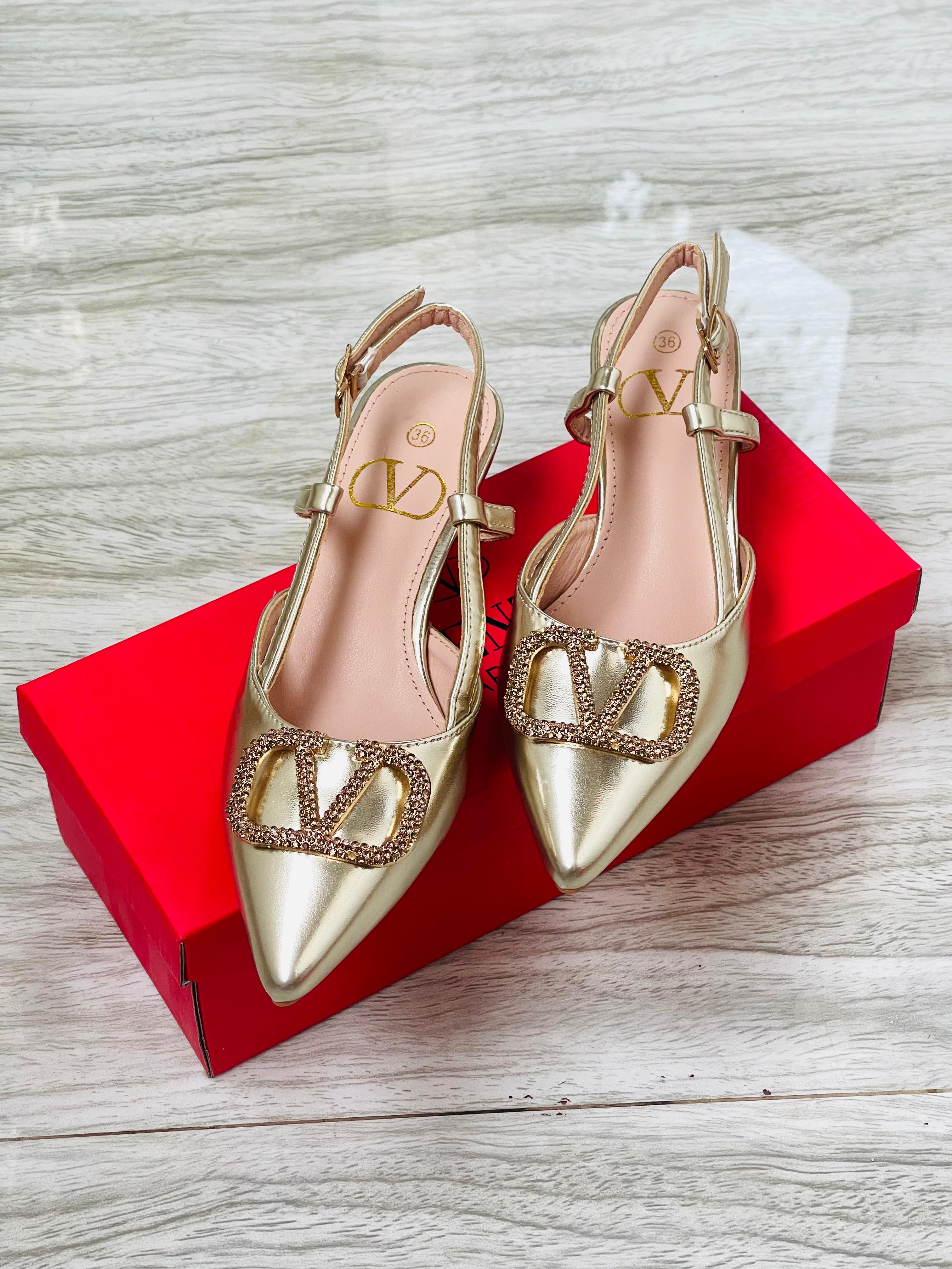 ✨ Imported Valentino V Heels ✨